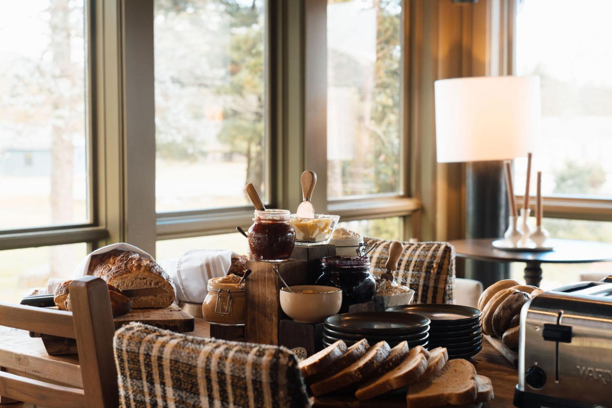 Hotel Awol Stowe Extérieur photo