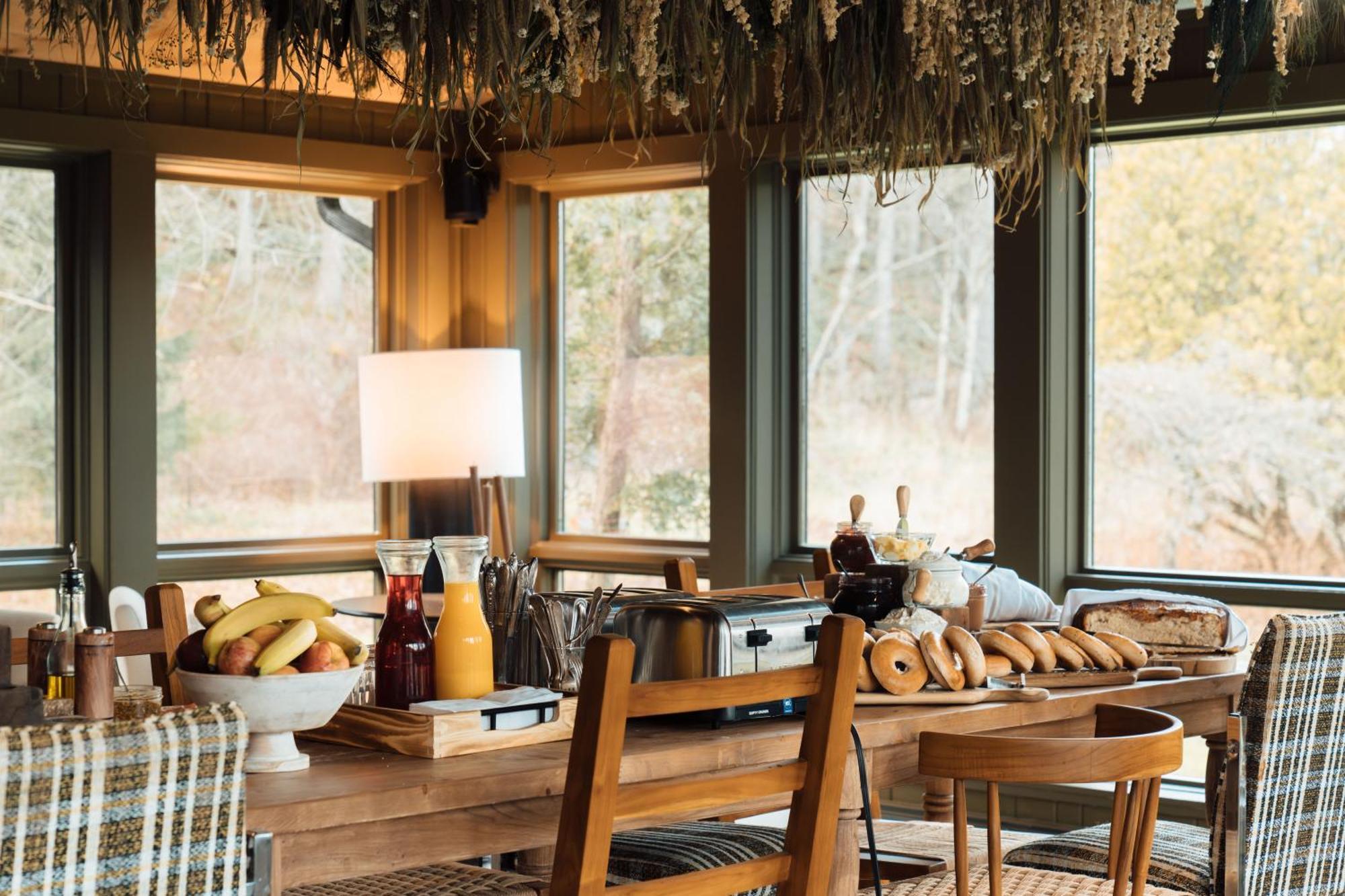 Hotel Awol Stowe Extérieur photo